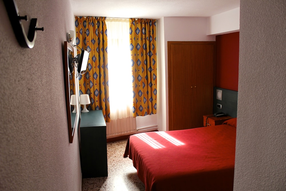 Hotel Avantti 12/47