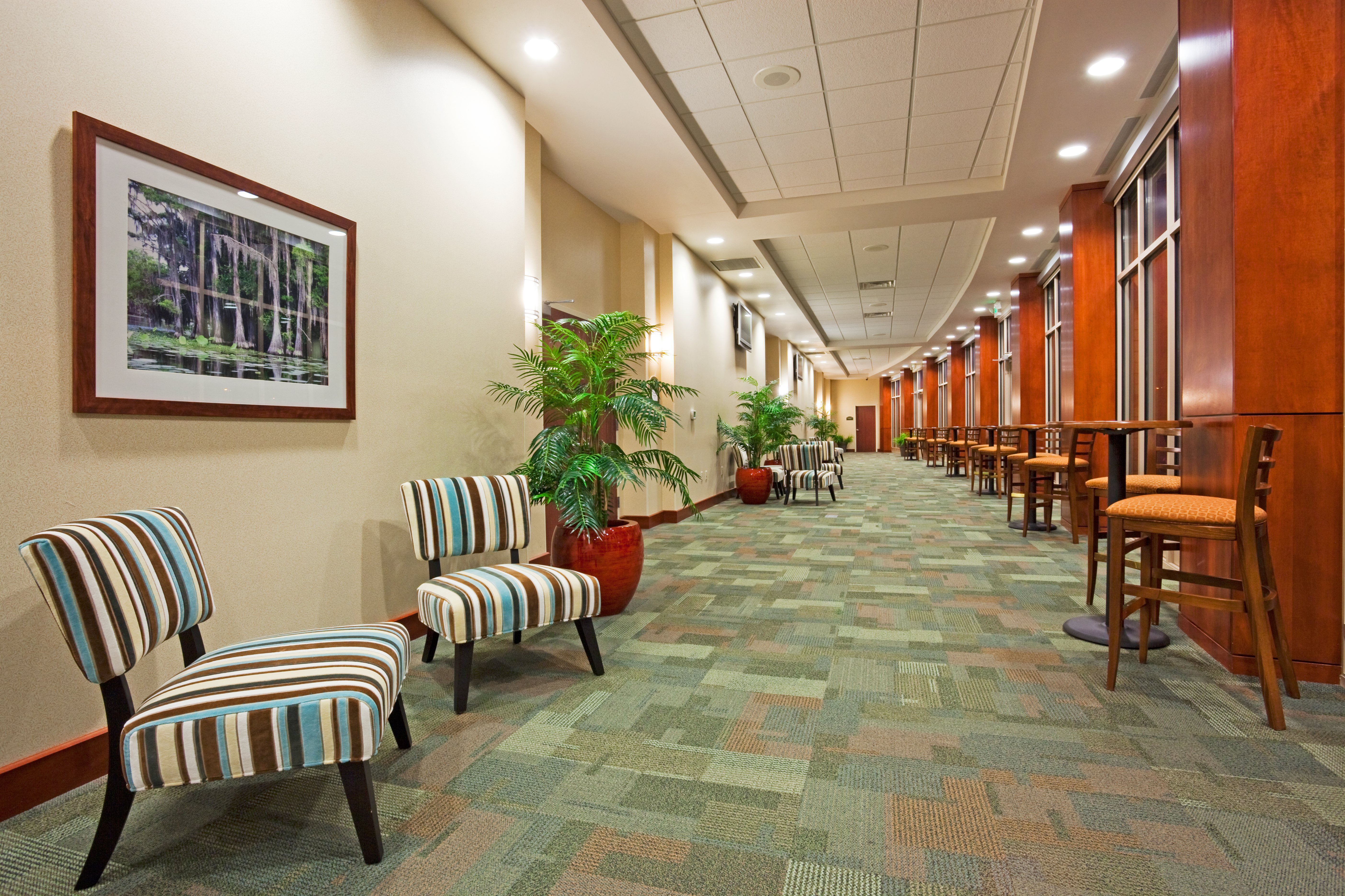Holiday Inn Madison At The American Center 54/76