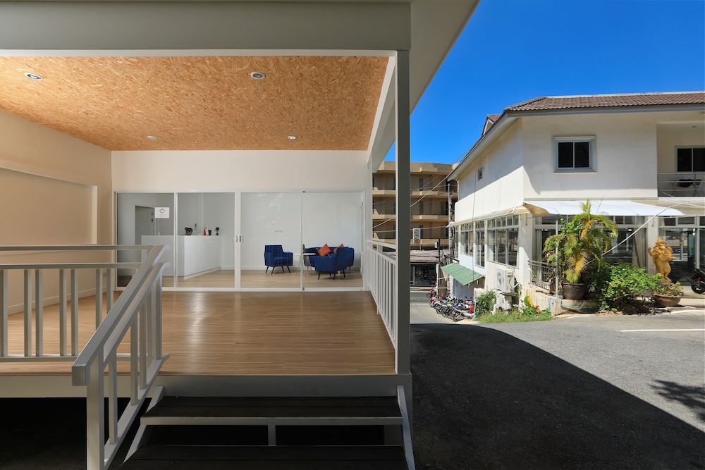 Kata White Villas photo3