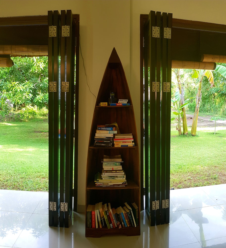 Mango Tree Inn 4/47
