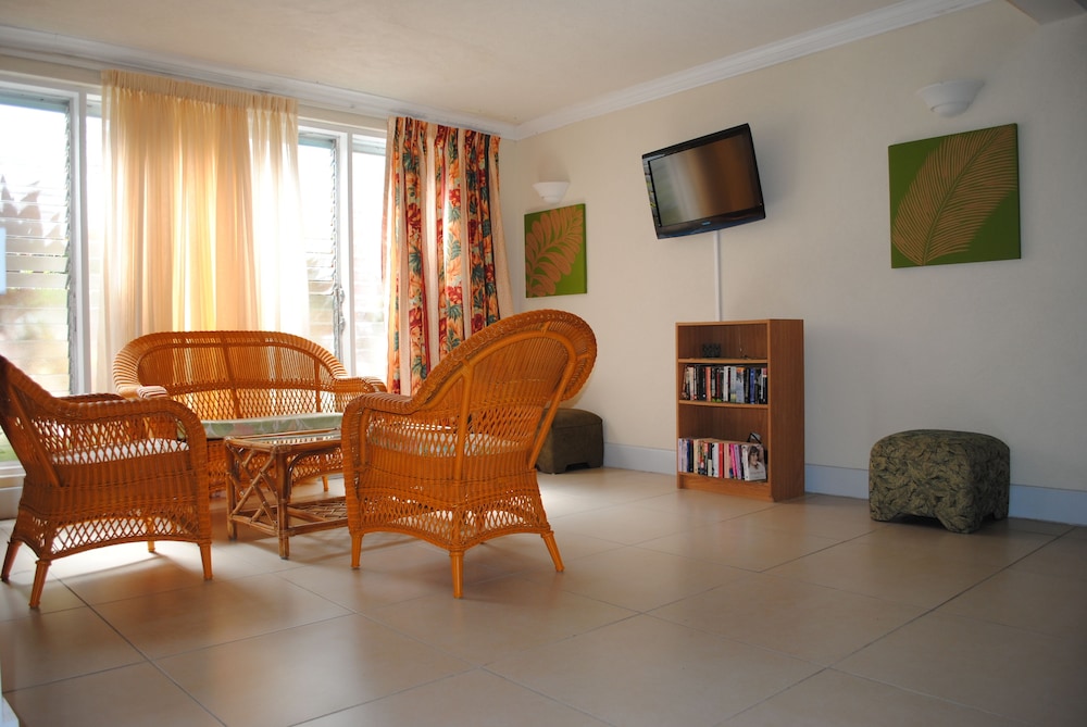 Sunbay Hotel 36/63
