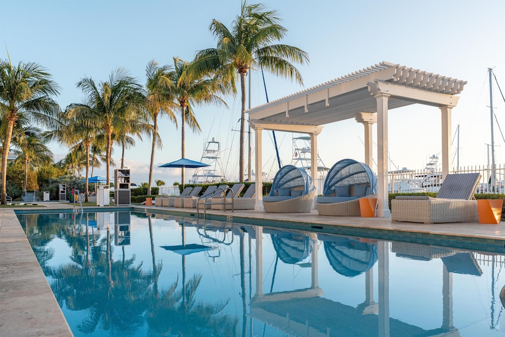 Hilton Key West Resort & Marina 33/74