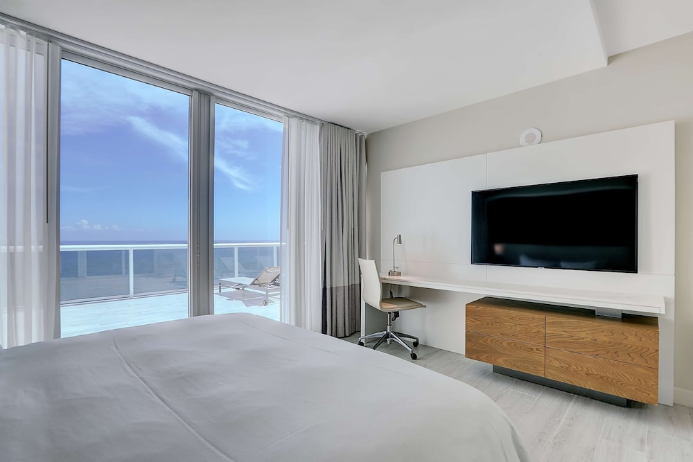 Beach House Fort Lauderdale, a Hilton Resort 21/77