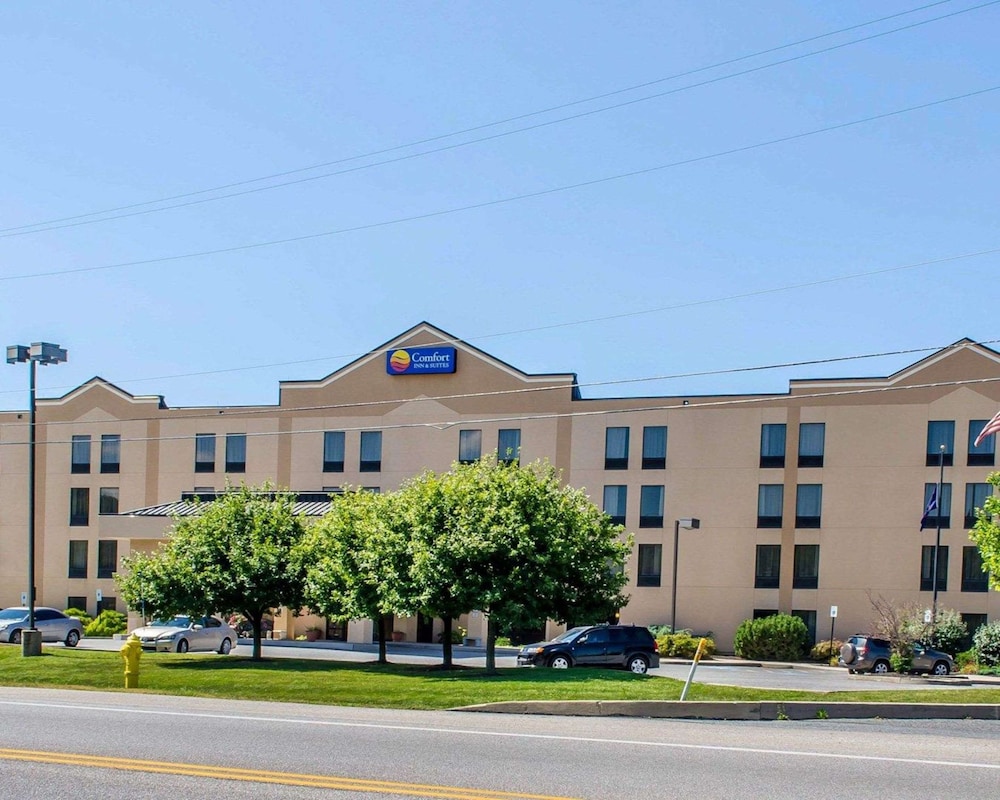 Comfort Inn and Suites York, PA 1/44