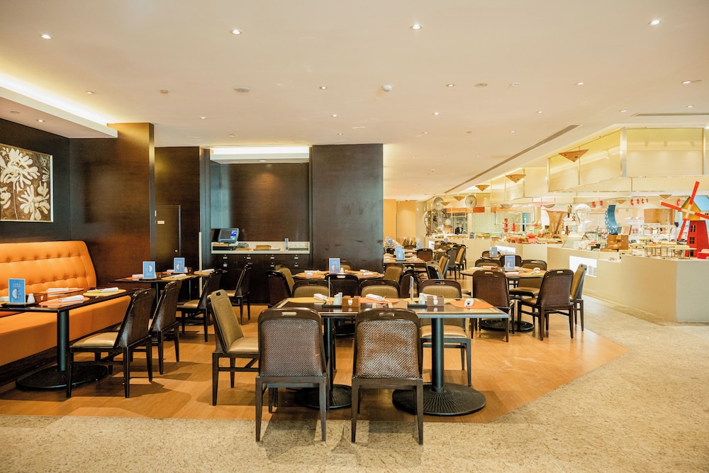 Shangri La Beihai 32/50