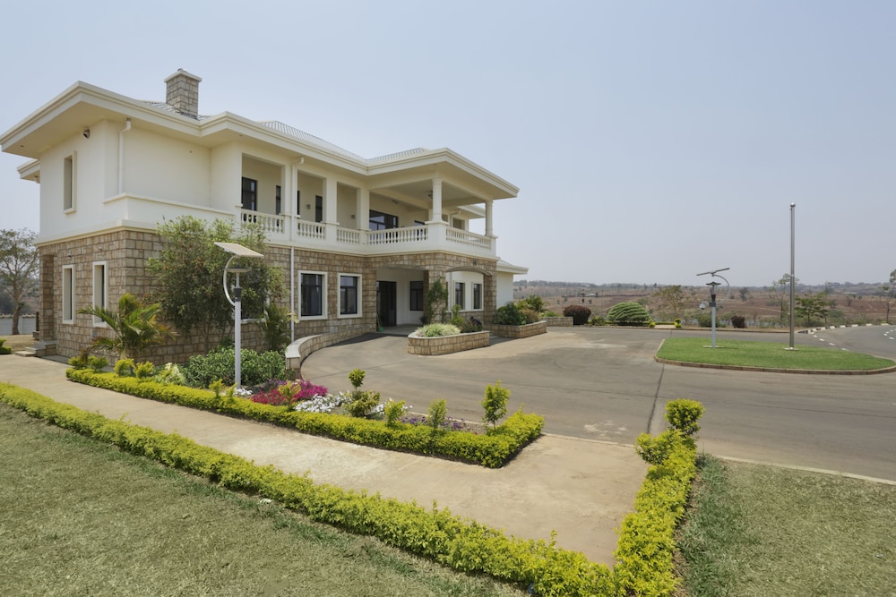 President Hotel at Umodzi Park 9/52