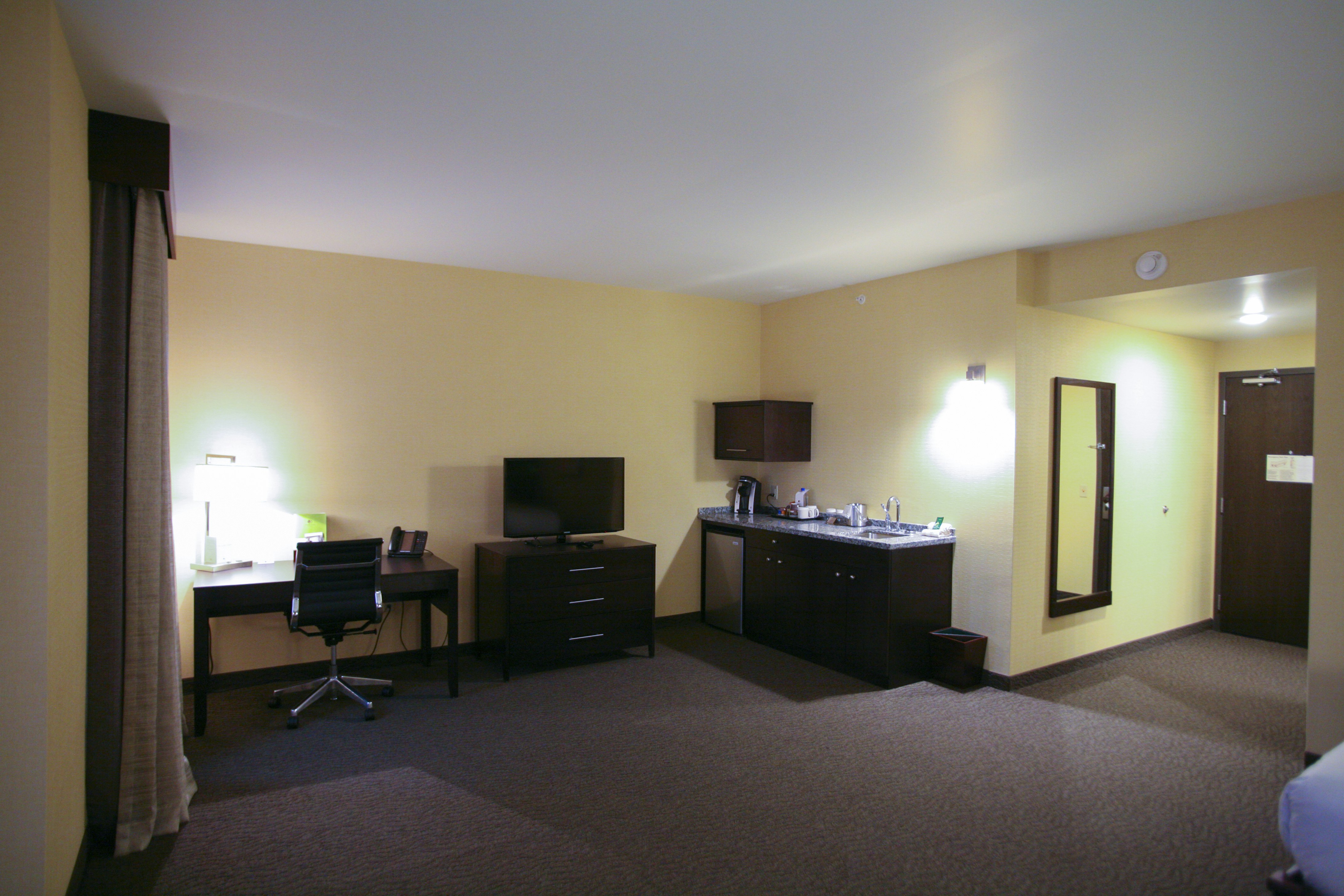 Doubletree By Hilton Hotel Bemidji 23/35
