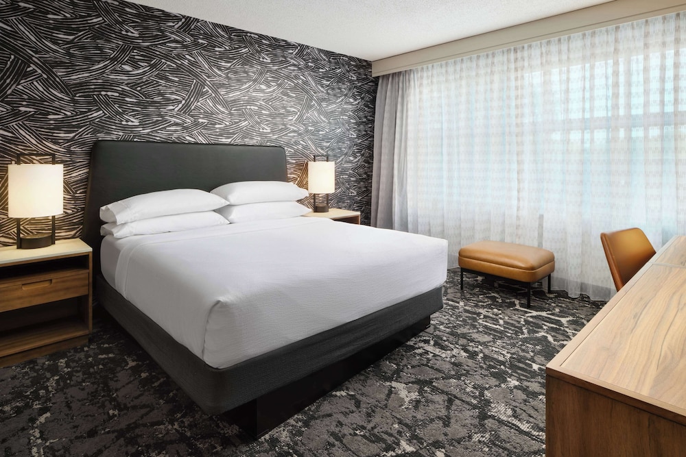 Special, Hospitality, Classic, Suite, King Bed, Sofa