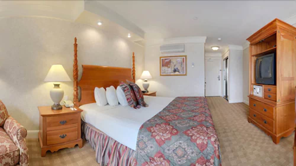 Bay Landing Hotel 14/55