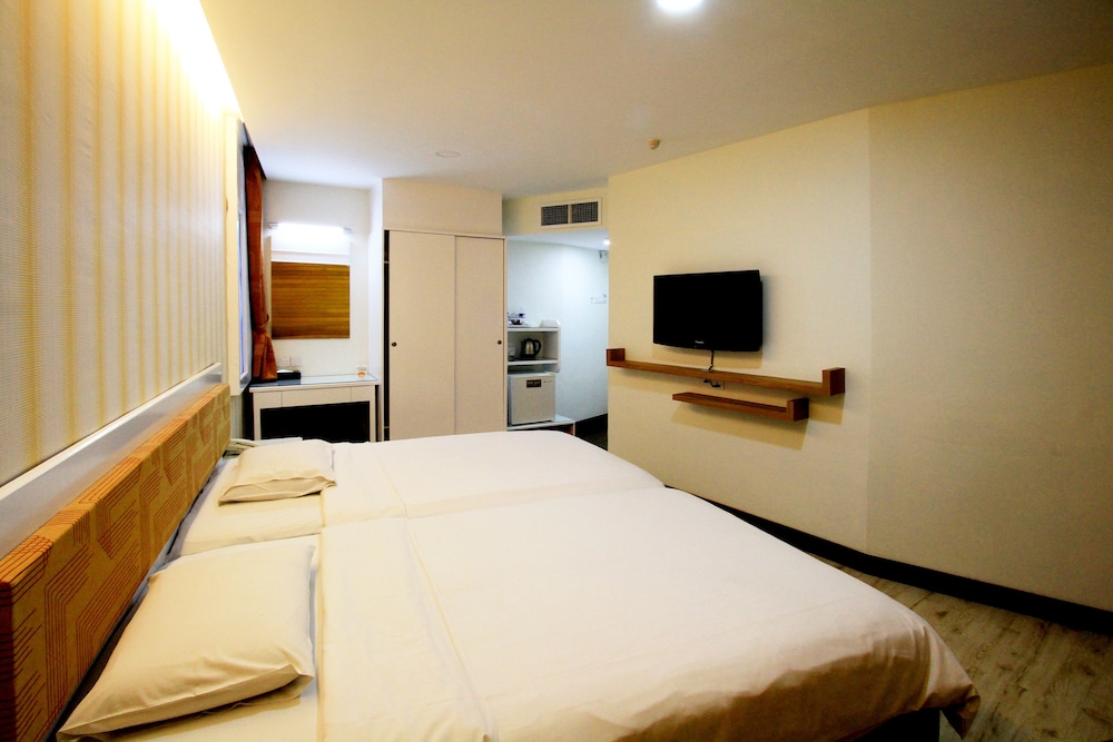 Ming Star Hotel 13/64