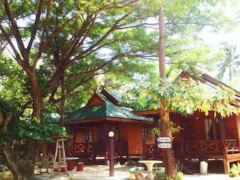 Sri Phairin Resort 29/30
