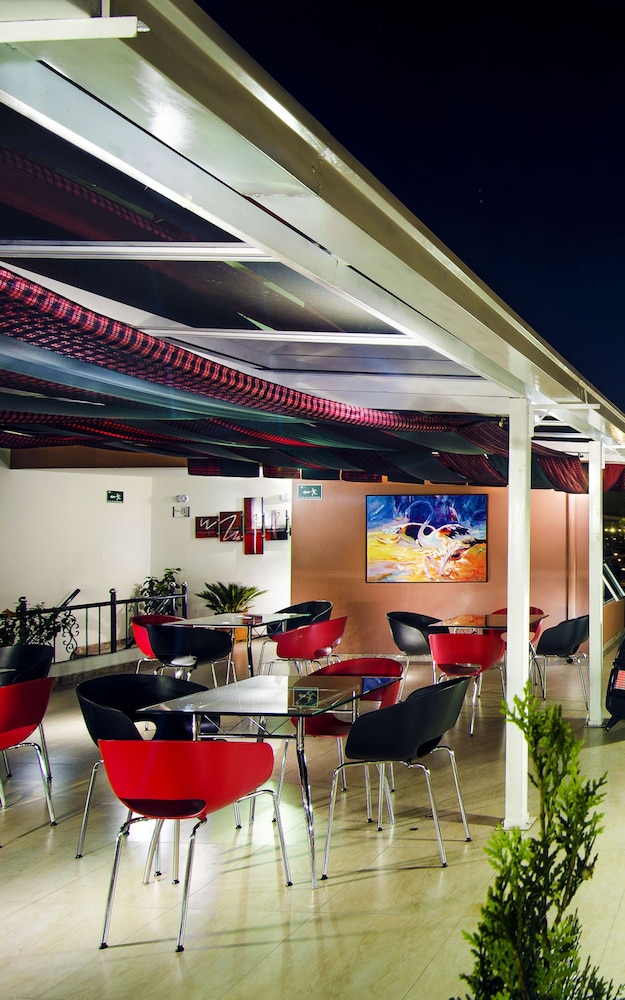 Hotel Parque 63 32/49
