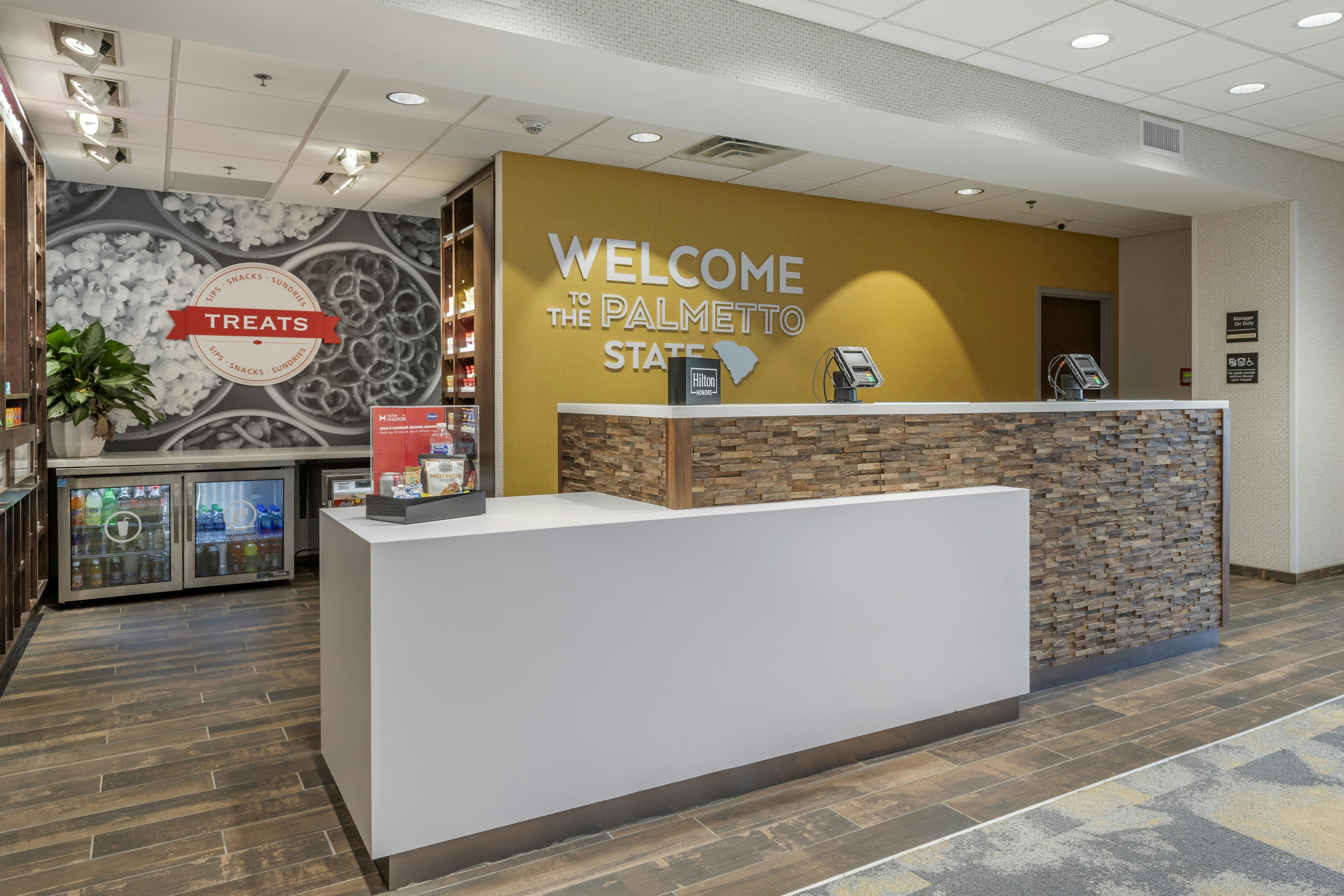 Lobby at HAMPTON INN CAMDEN SC, CAMDEN - SC