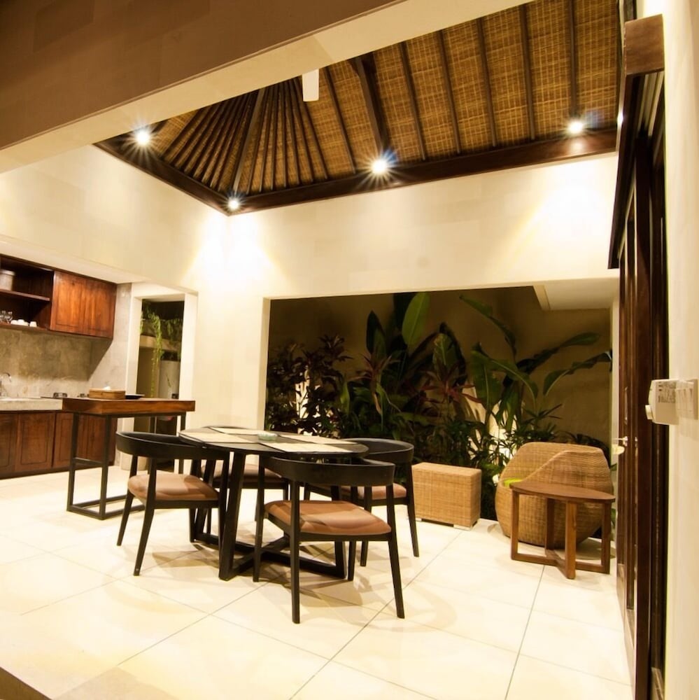 Villa Puspa 20/48