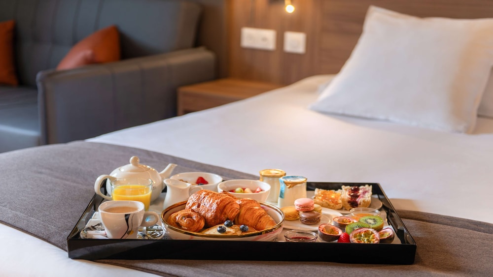 Golden Tulip Dieppe 36/47