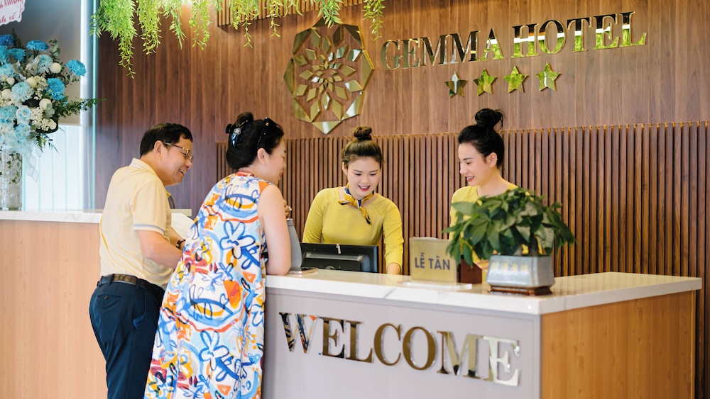 Gemma Hotel 10/63