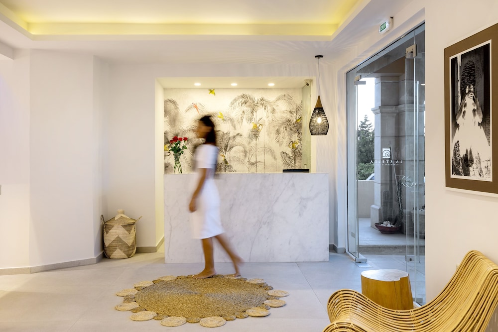 La Stella Suites 14/64