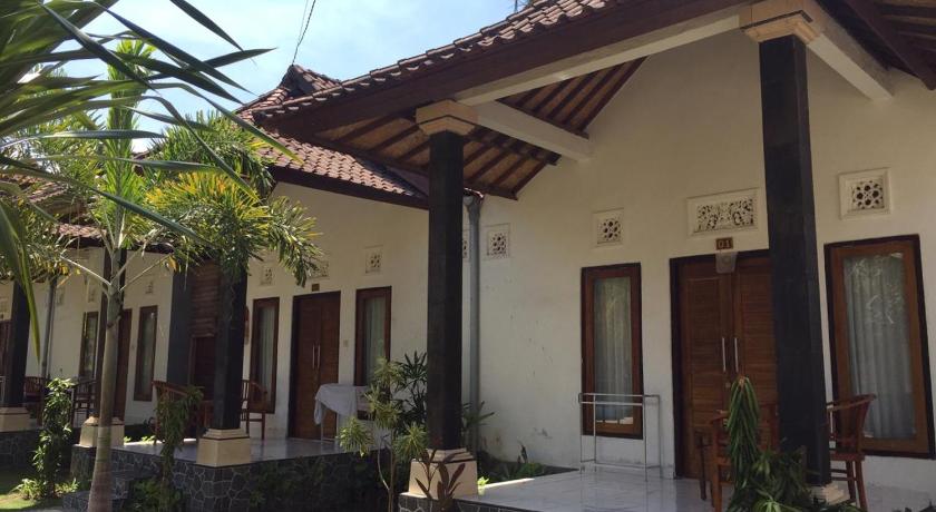 Coconut Village Guest House 2/44