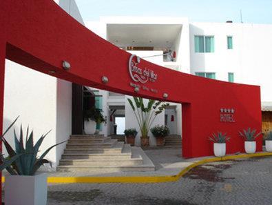 Best Western Plus Luna Del Mar 2/48