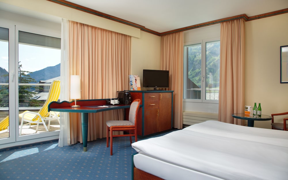 Thermal Hotels And Walliser Alpentherme Leukerbad 30/77