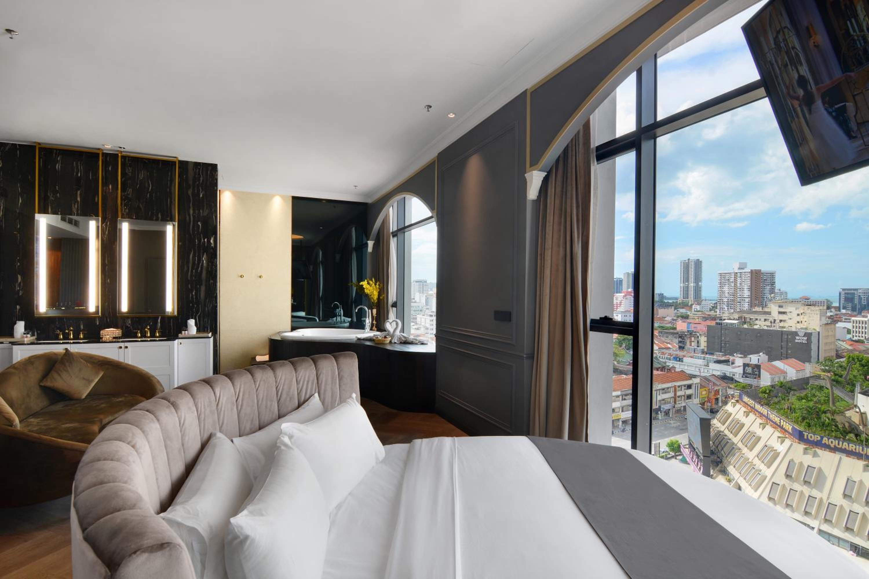 Darling, Suite
