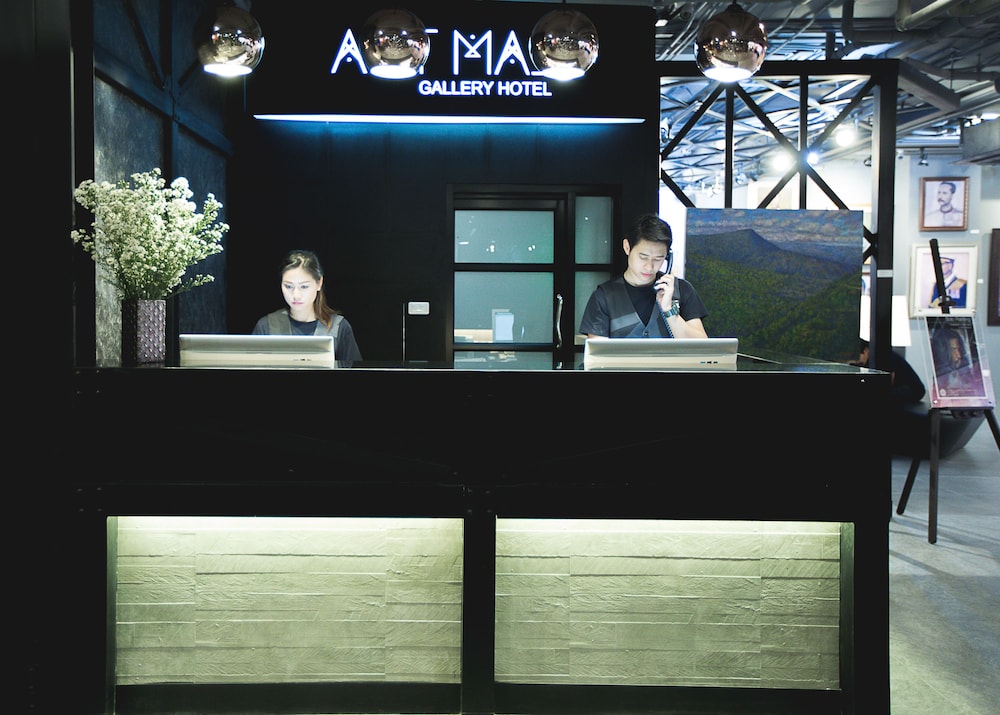 Art Mai Gallery Nimman Hotel 7/69