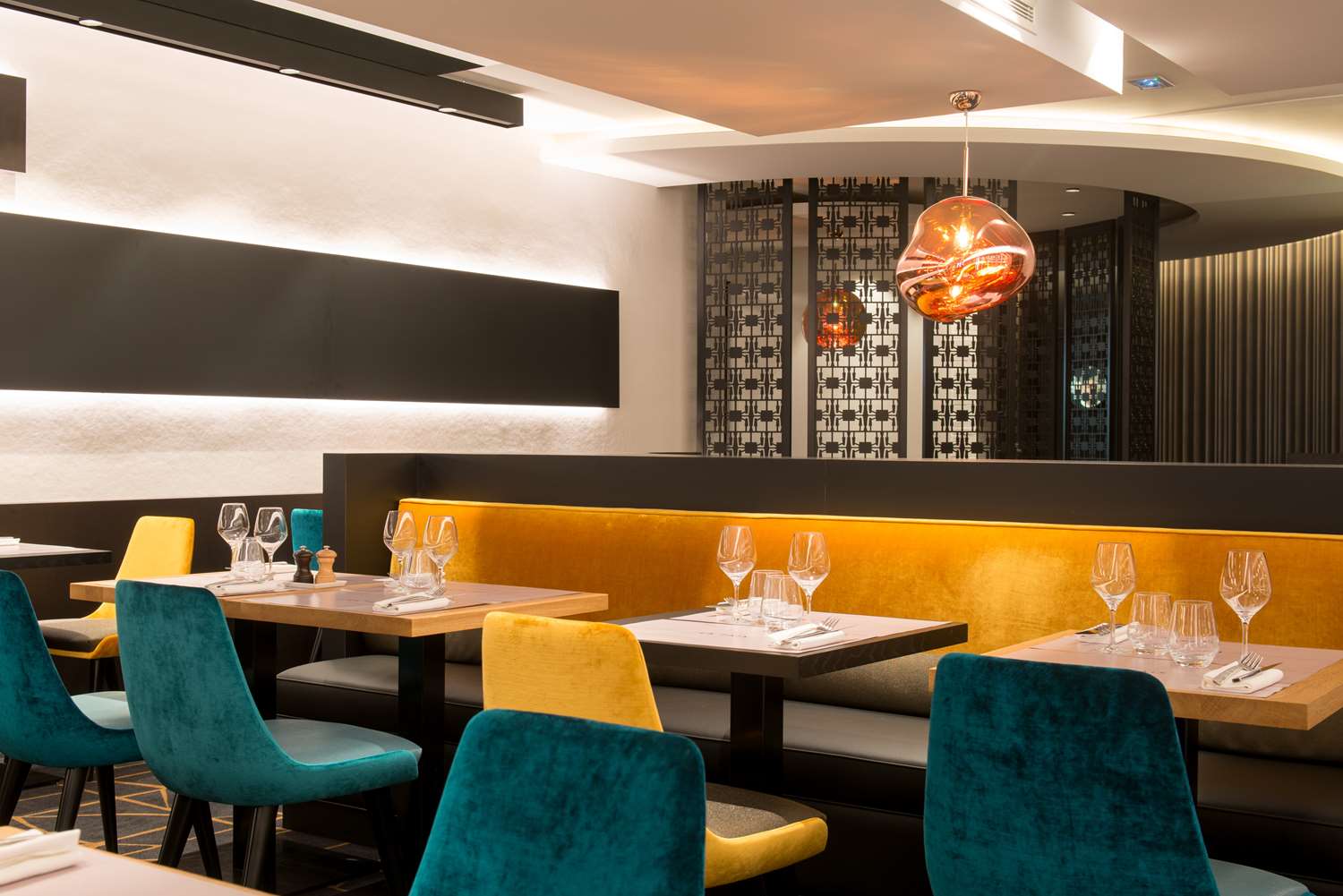 Best Western Premier Hotel De La Paix 33/43