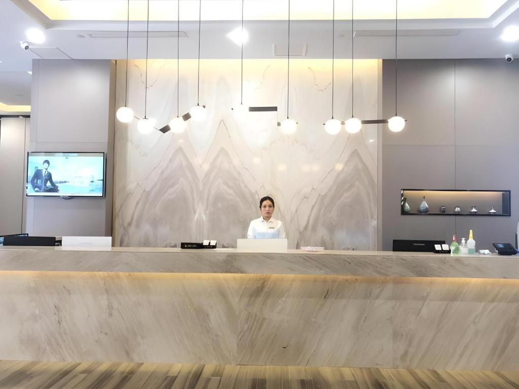 GreenTree Eastern Changge Yiwu City Hotel 10/57