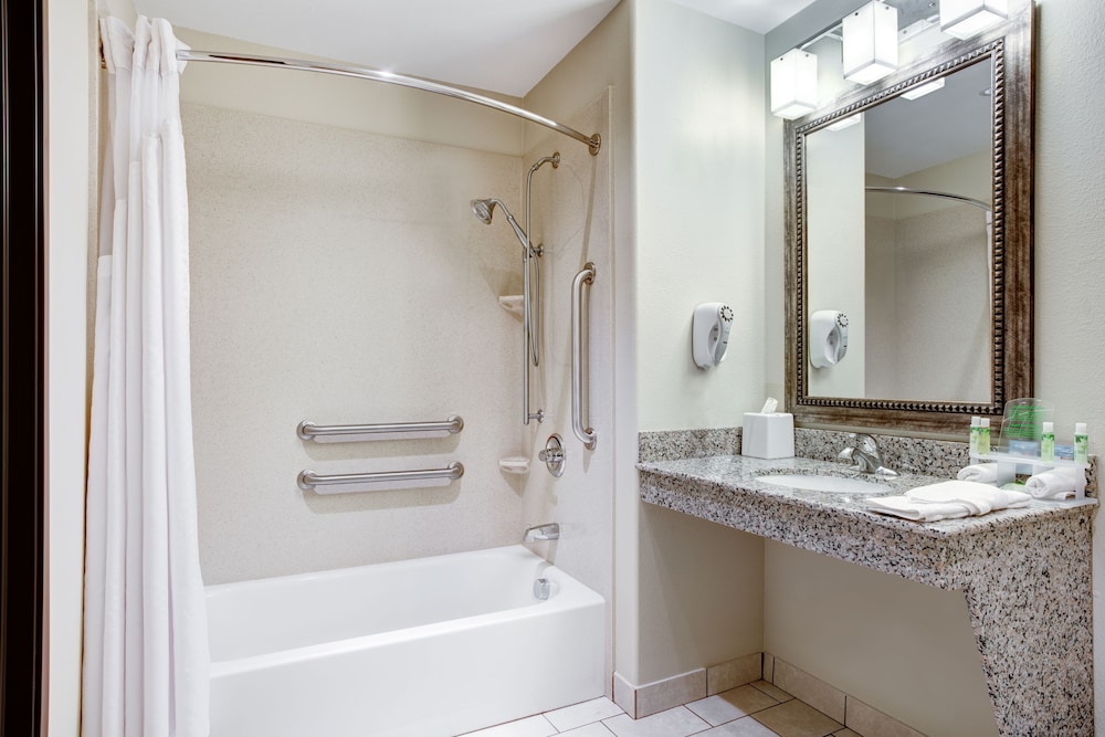 Holiday Inn Express Hotel And Suites Raceland Highway 90 23/49