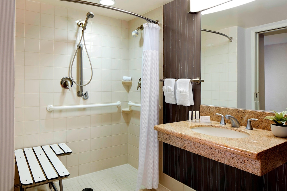 Courtyard By Marriott Vallejo Napa Valley 11/45