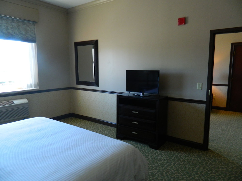 Belvedere Inn 9/42