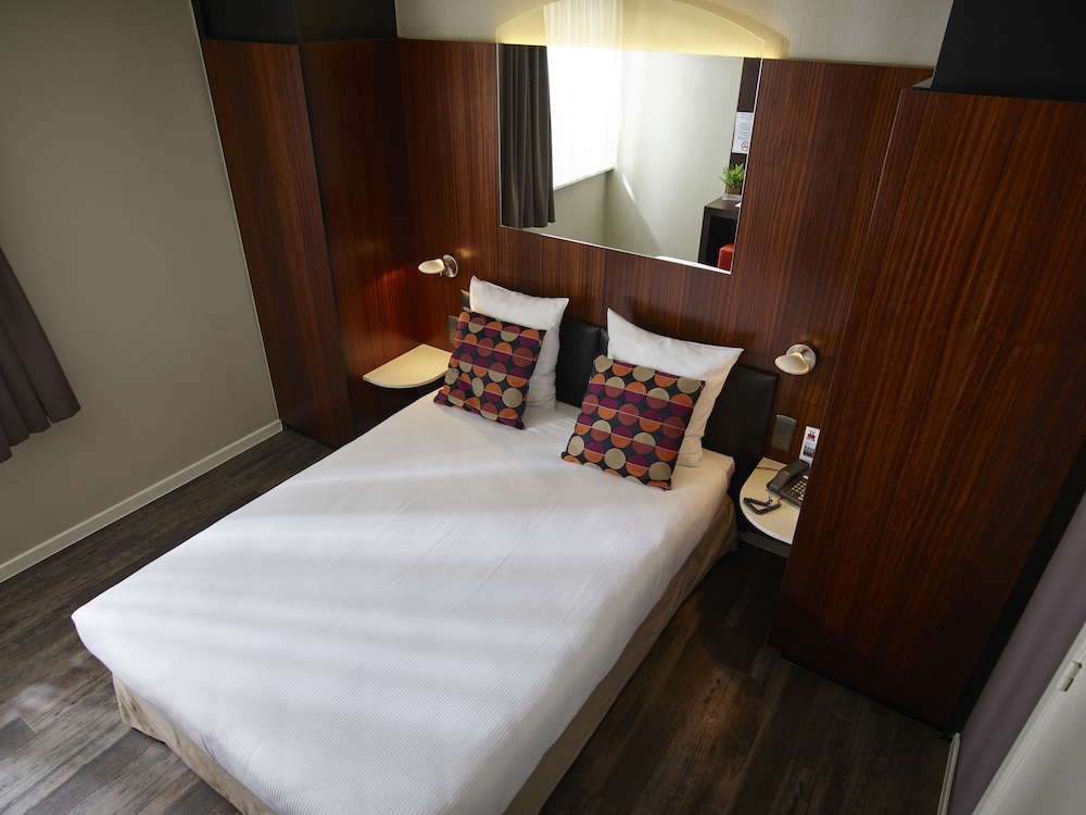 Gosset Hotel 9/45