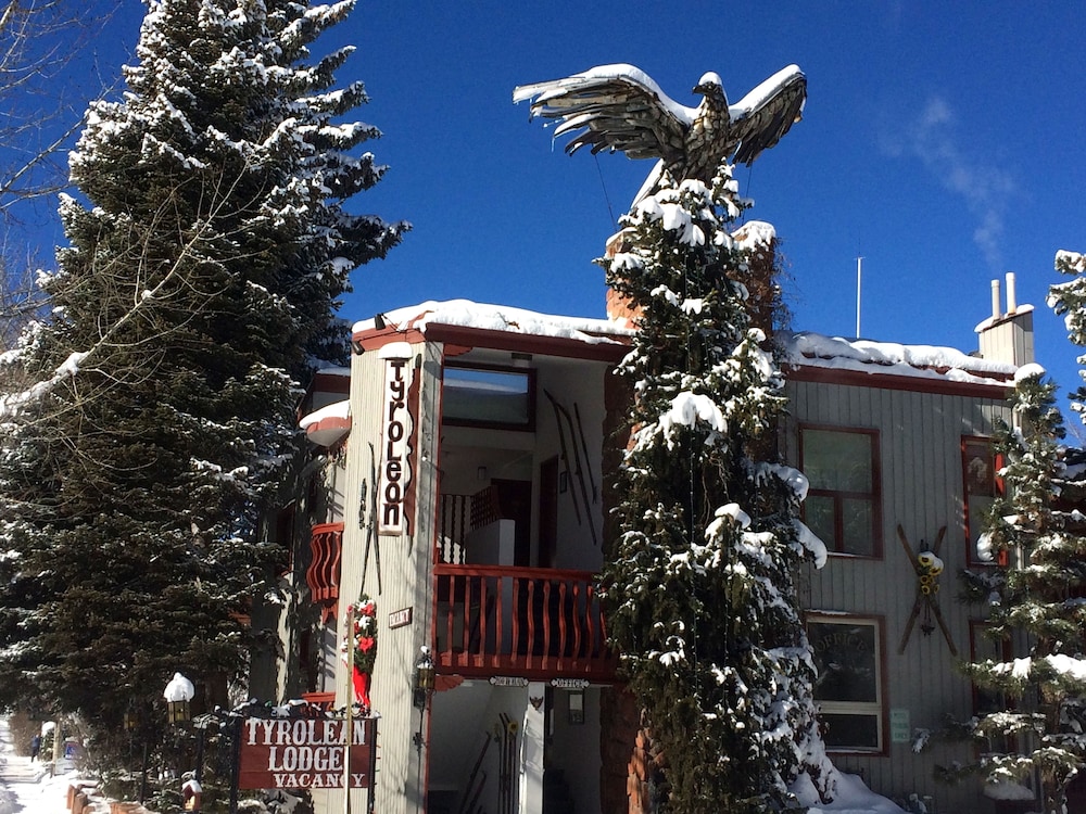 Tyrolean Lodge 6/72
