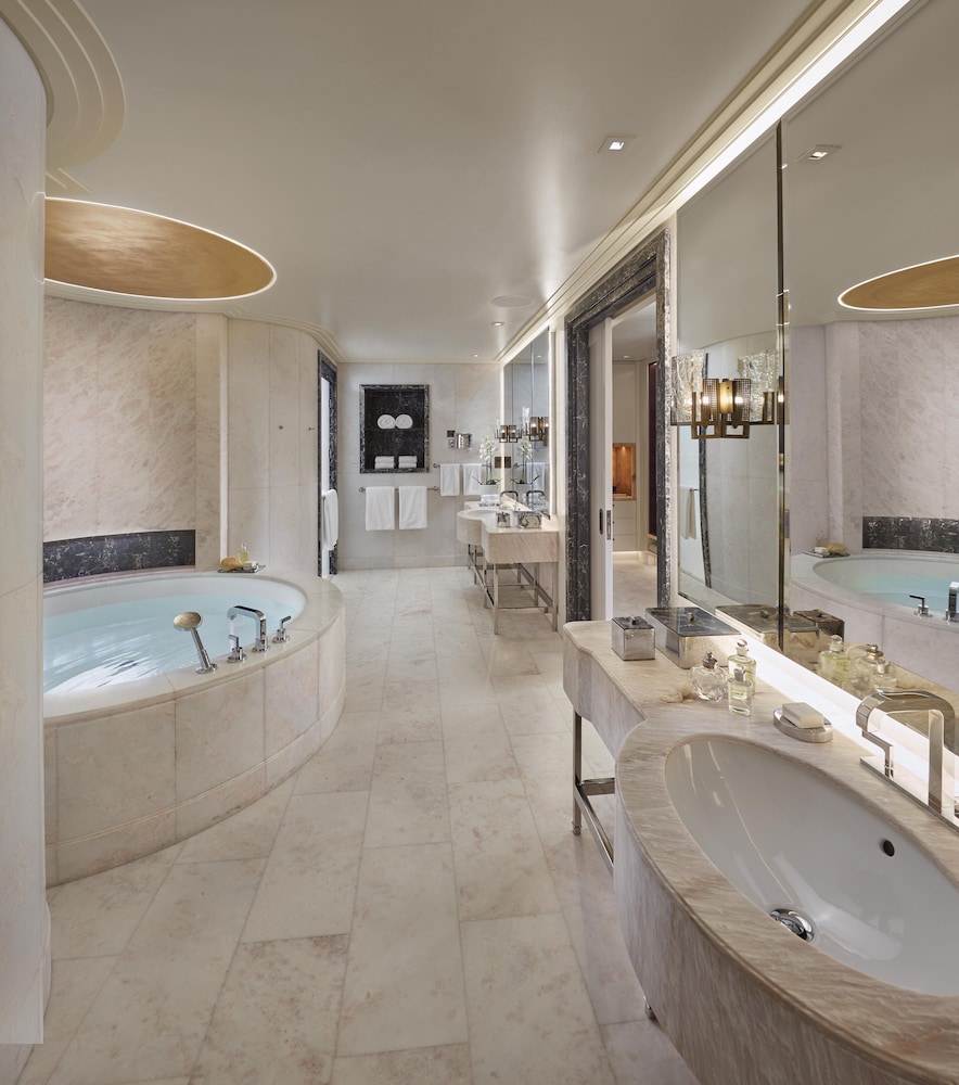 Mandarin Oriental Doha 53/57