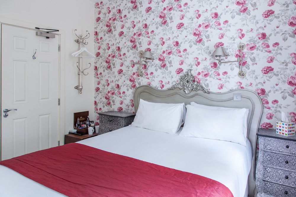 STANDARD, DOUBLE BED