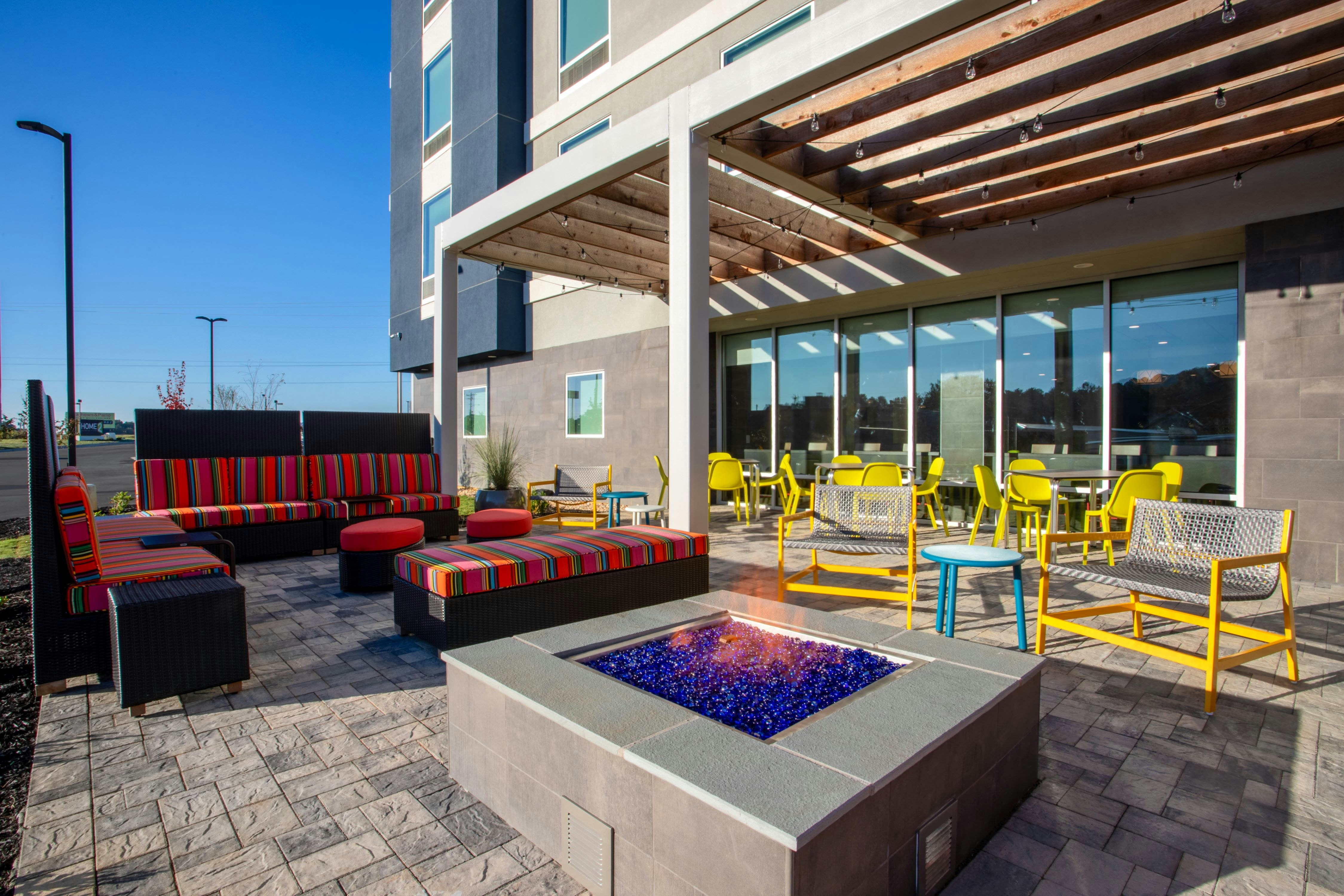 Home2 Suites by Hilton Calhoun 21/24