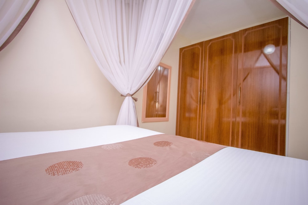 Emboita Hotel 16/50