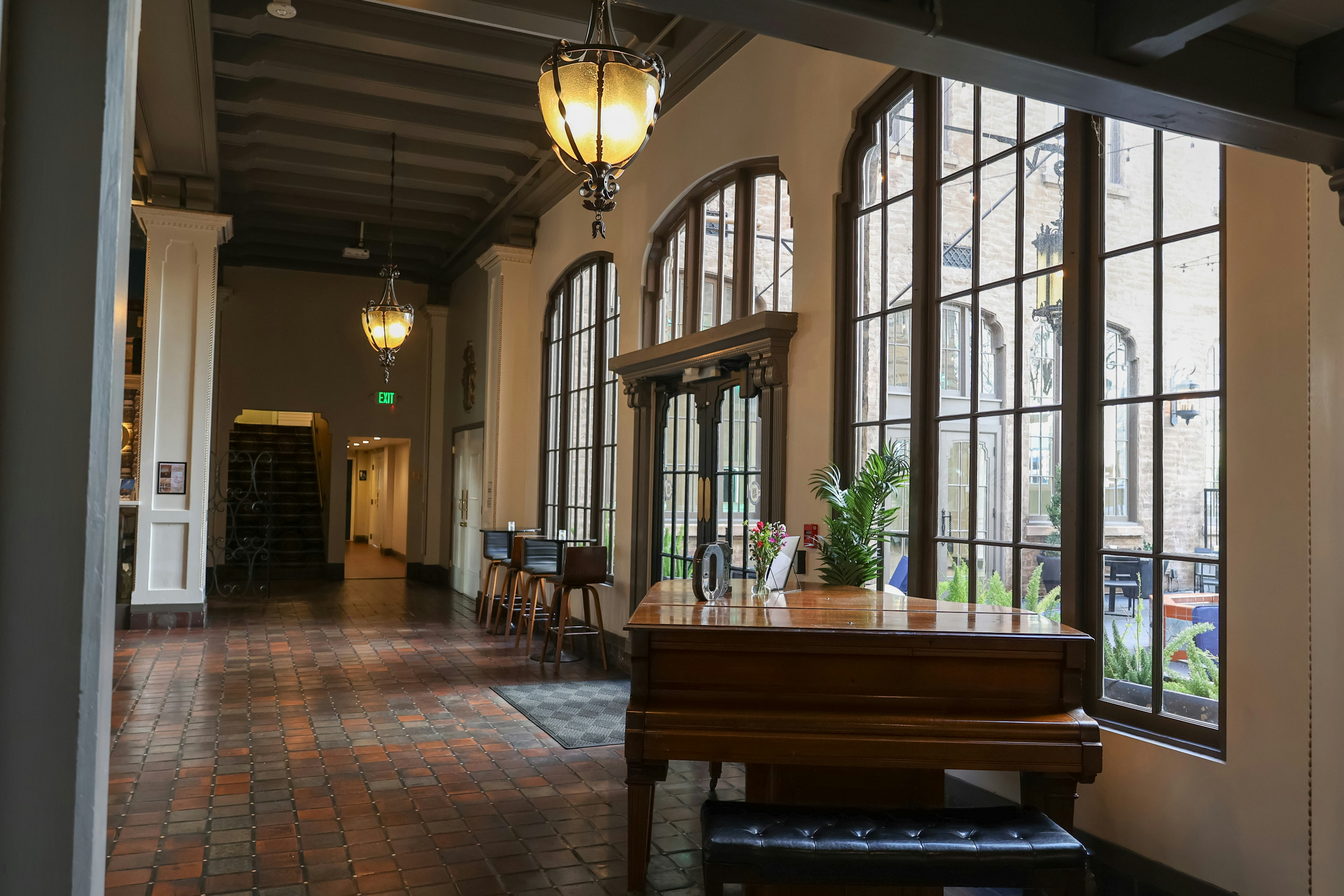 Hotel Petaluma, Tapestry Collection by Hilton 5/22