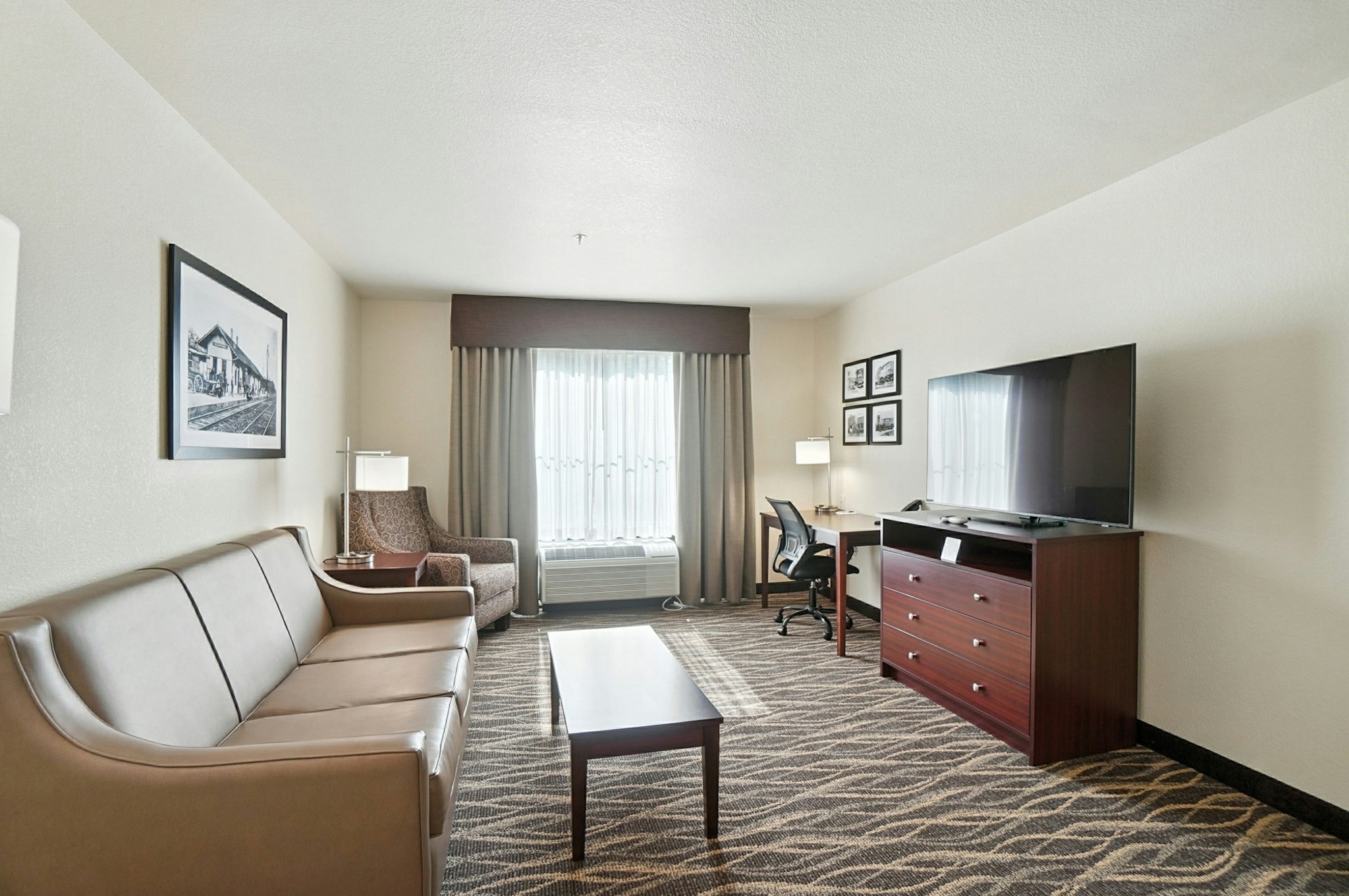 Cobblestone Hotel & Suites-Bellefontaine 30/50