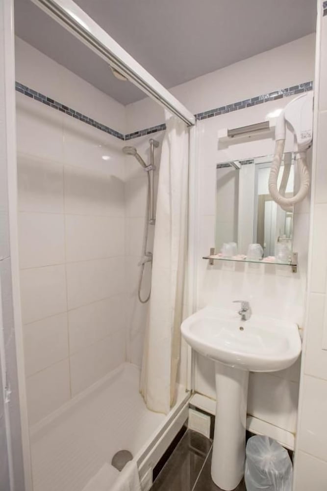 Hipotel Pere Lachaise Hotel 57/60