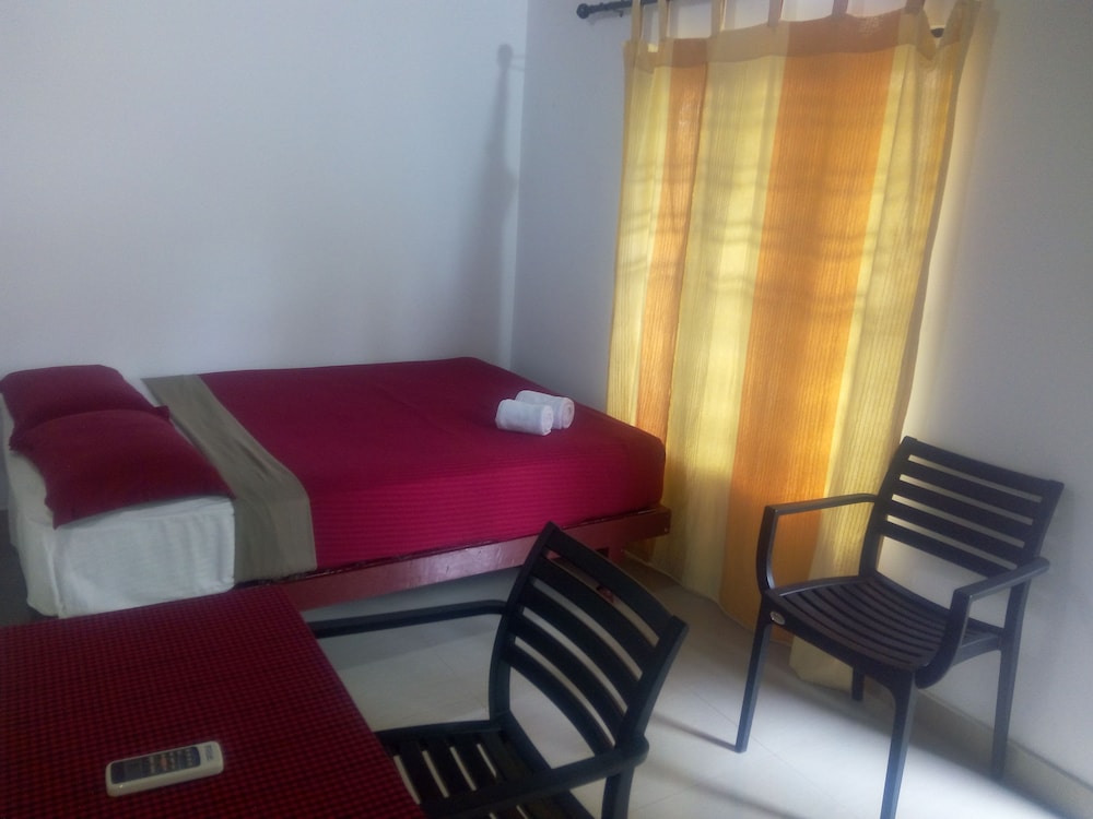 Illikkalam Lakeside Cottages 37/66