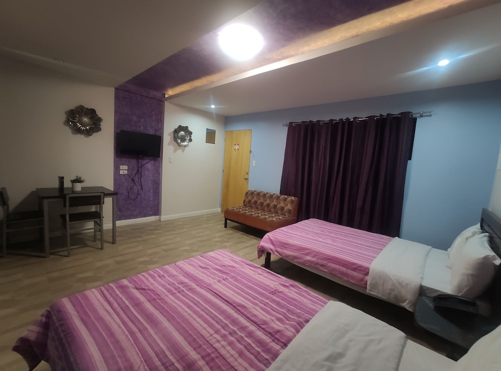 Nikitas Place Hotel 36/52