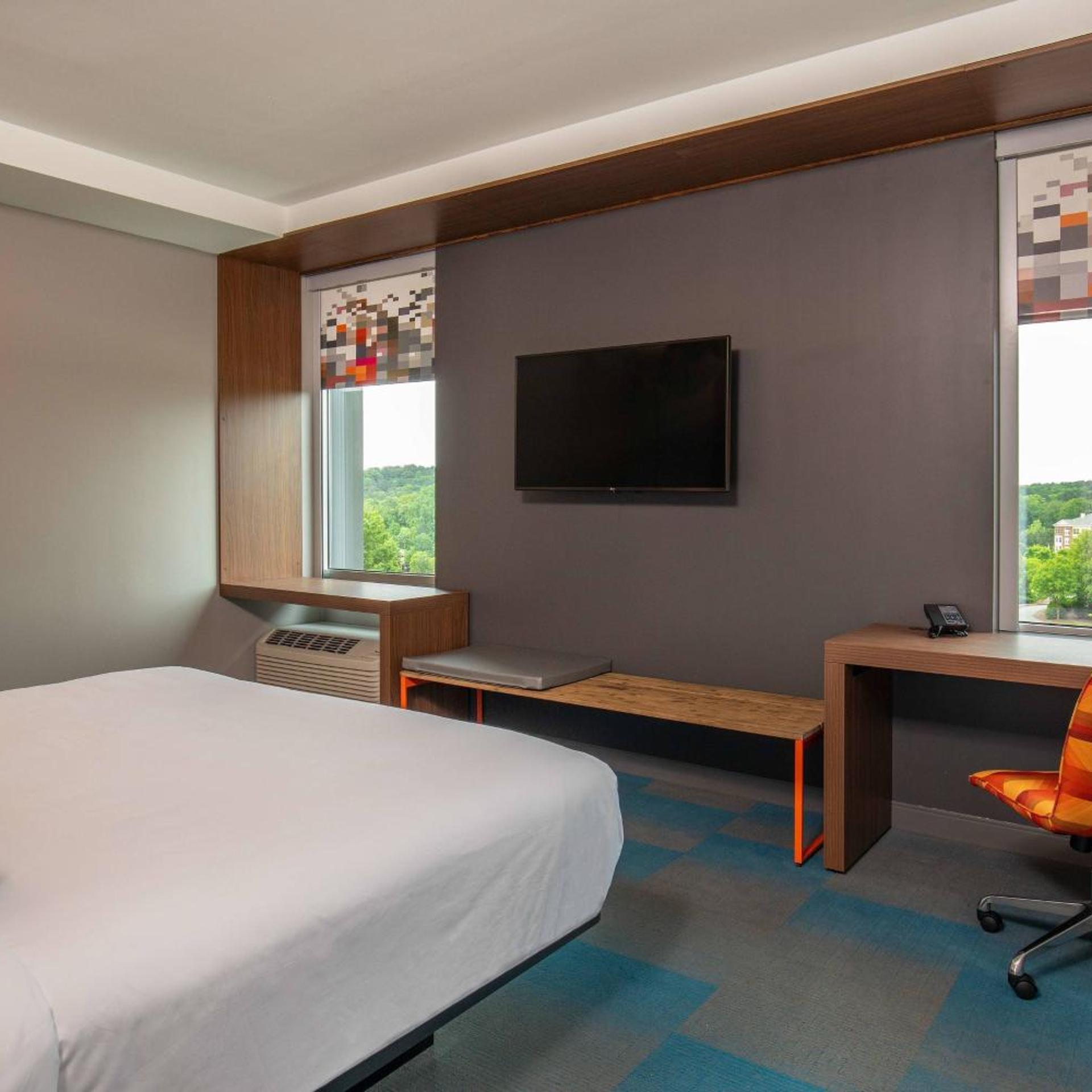 Aloft, Guest Room, King Bed
