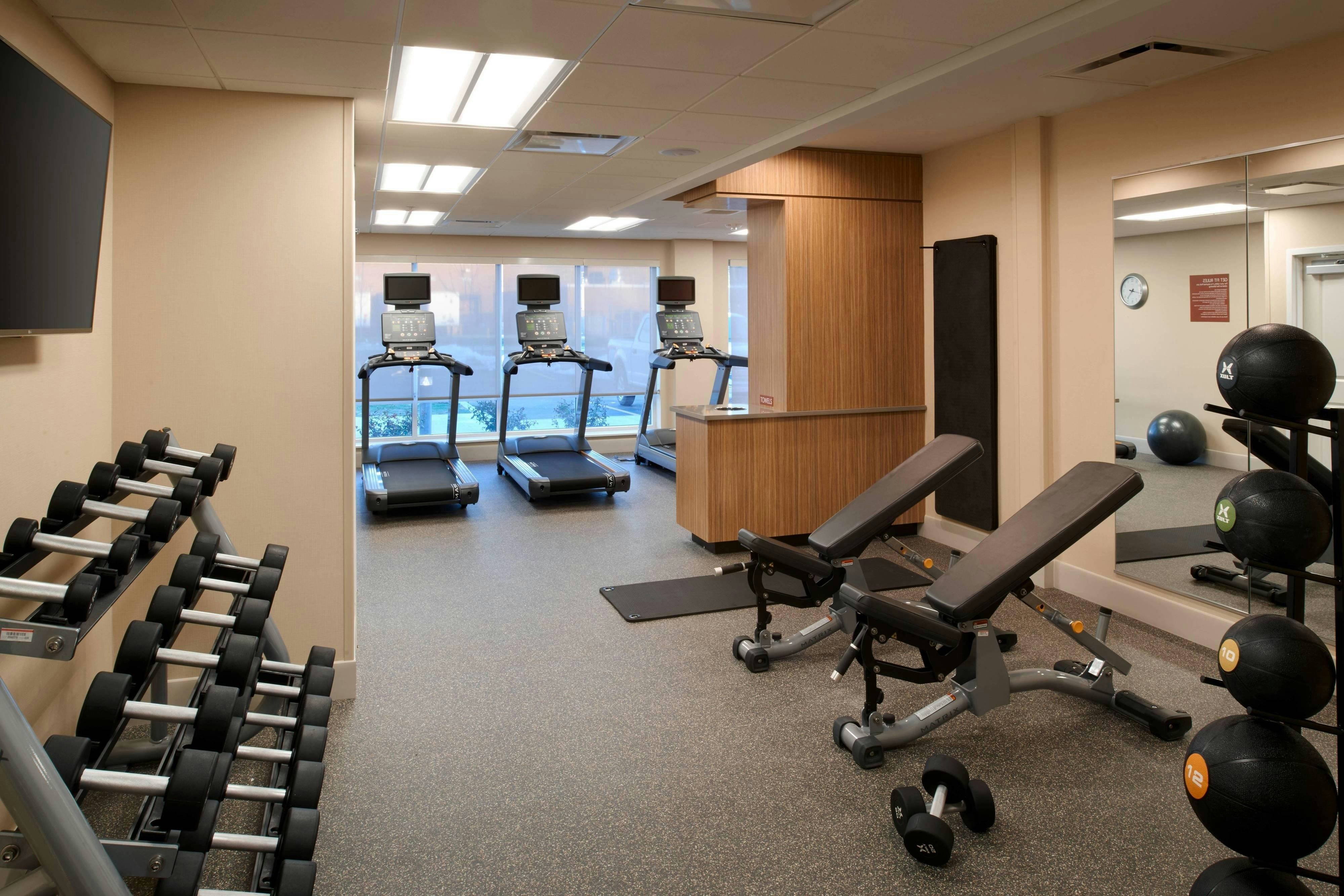 Towneplace Suites By Marriott Grand Rapids Airport 22/36