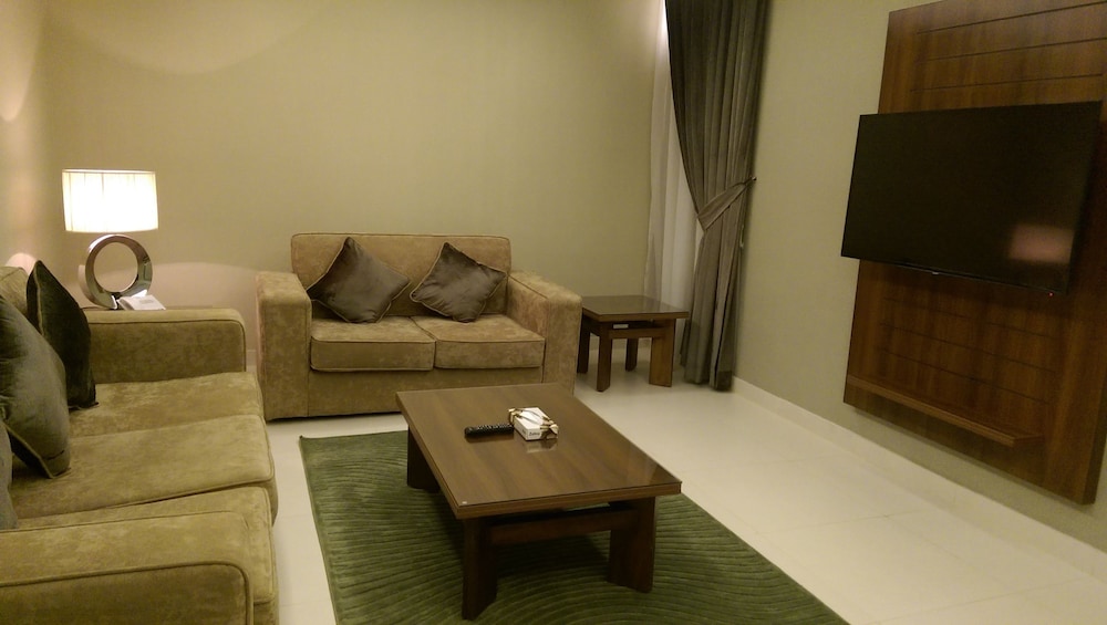 الضيافة شقة العليا(Manazel Al Diafa Serviced Apartments EX. (AL Diafah Apartment Olaya)) 31/44