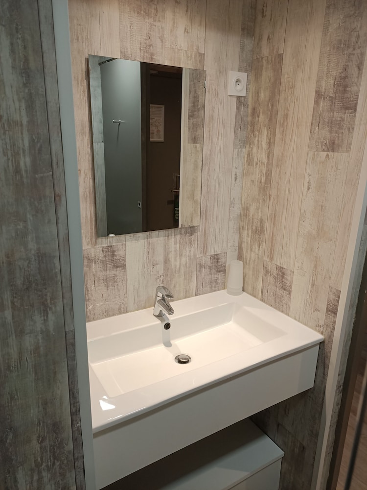 ACOTEL CONFORT 32/33