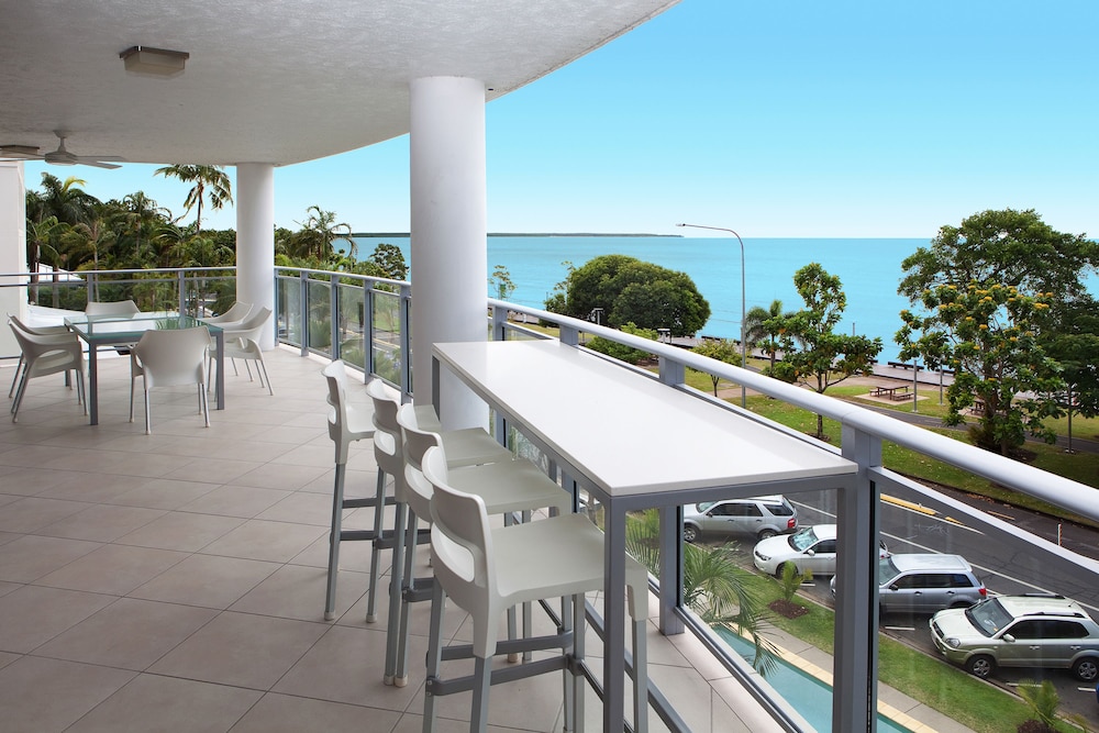 Vision Cairns Apartments 61/72