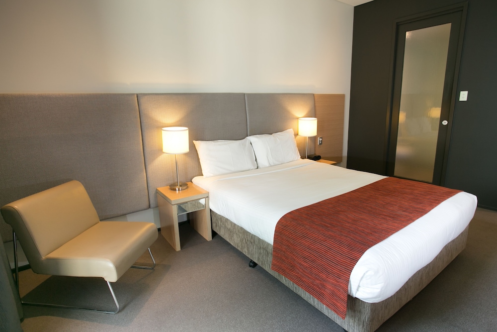 Alpha Hotel Eastern Creek 20/60