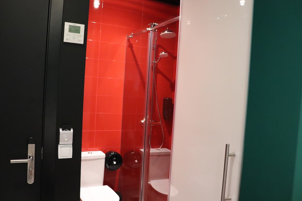 HotelFreedom 37/38