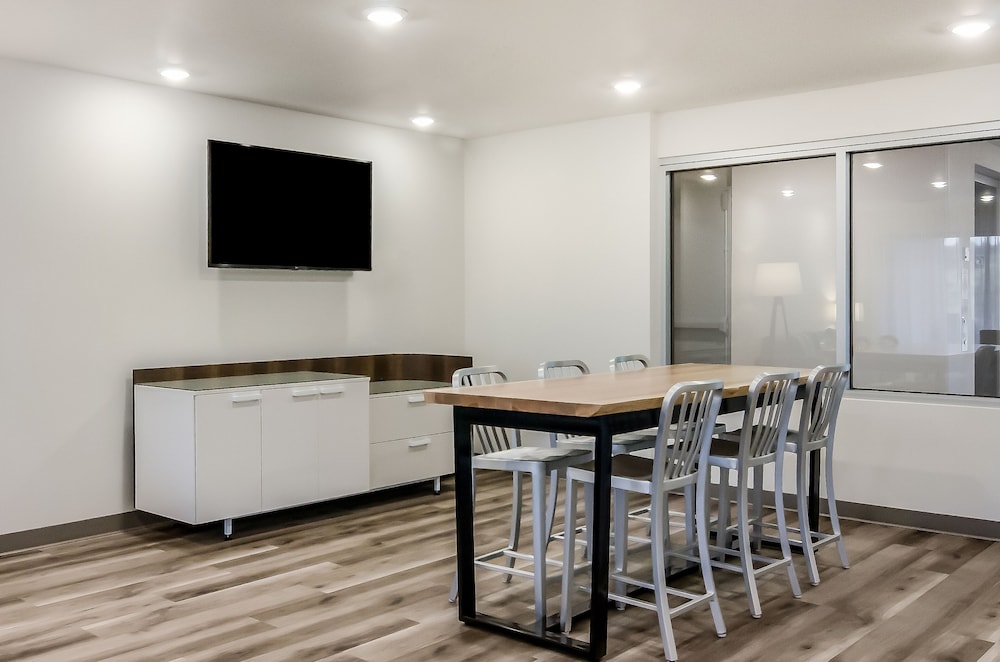WoodSpring Suites Portland Vancouver 31/39
